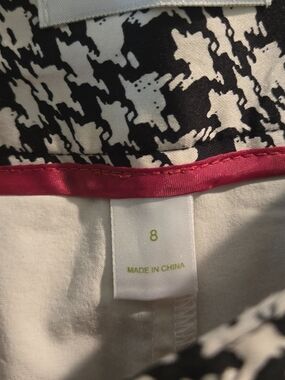 Two Piece Set Women’s Black and White Patterned Top And Skort with Red Trim